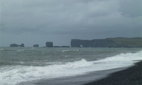 Island - mezi ledovci, sopkami a horkými prameny - Dýrholaey - Brána Islandu, jižní pobřeží