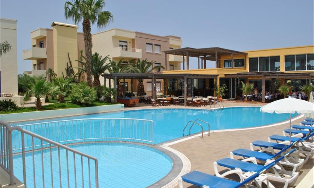 Hotel Meropi ****