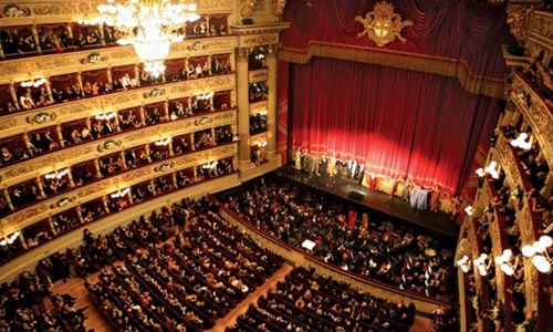 Miláno, letecky za památkami, kulturou i nákupy - Teatro alla Scala