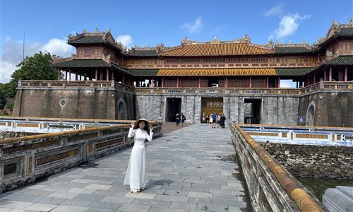 Okruh Vietnamem za přírodními krásami i památkami Unesco - Hue - císařský palác