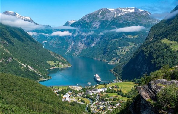 Krajinou fjordů a vikingů - okruh Skandinávií